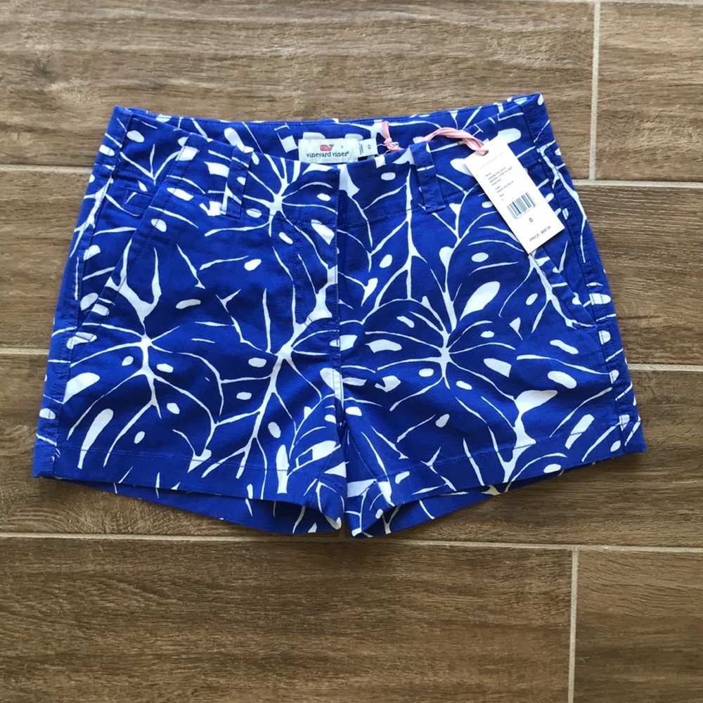 NWT vineyard vines monstera every day short
